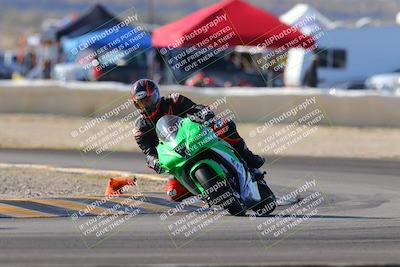 media/Dec-18-2022-SoCal Trackdays (Sun) [[8099a50955]]/Turn 2 (950am)/